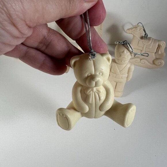 Set Of 6 Unpainted Ceramic Christmas Ornaments With Silver String Hangers - Picture 4 of 10